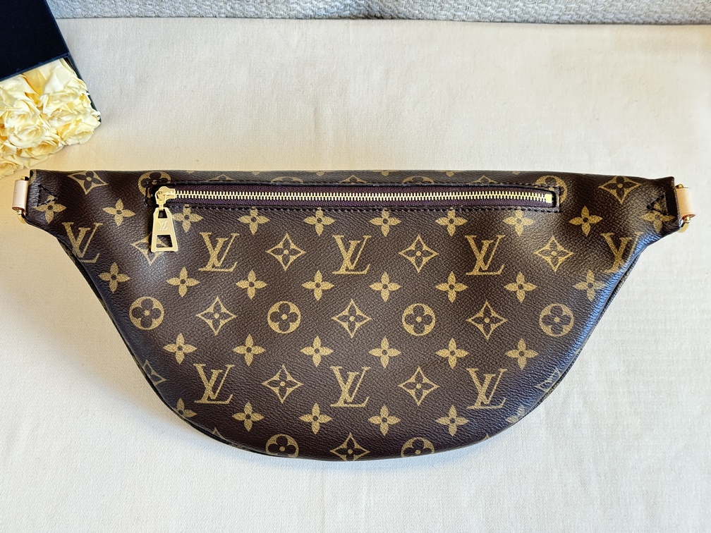 100 Original Louis Vuitton Bumbag High Rise Monogram M46784